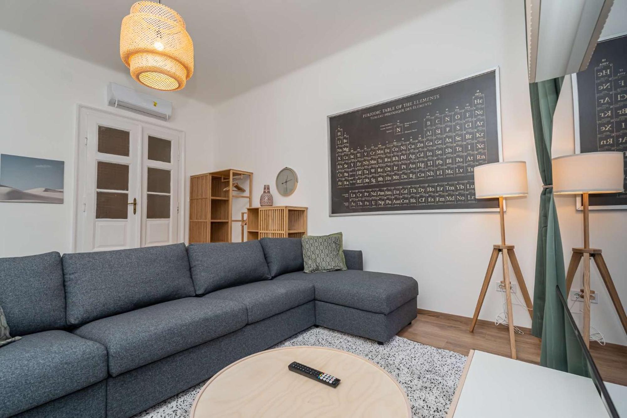 Apartment Gozsdu Court Three Roses Budapest