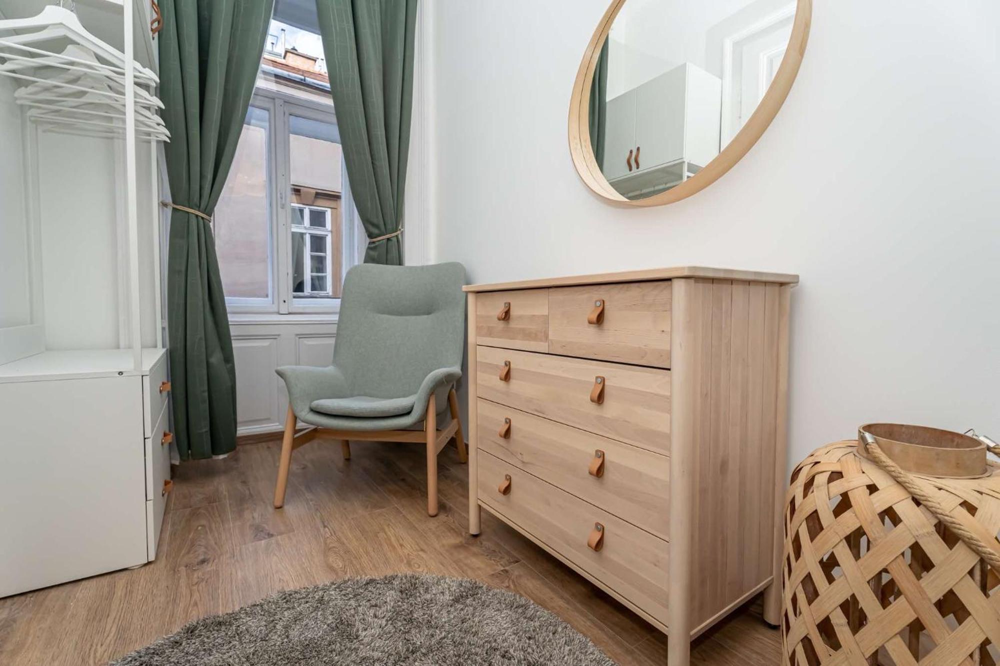 Apartment Gozsdu Court Three Roses